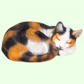Статуэтка Спящий кот калачиком трехмастный