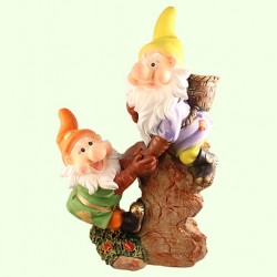 Поливалка для сада Гномы скалолазы