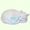 Скульптурный памятник Кот белый с голубым сердцем