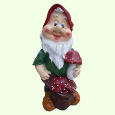 Садовая фигура Гном с мухоморами