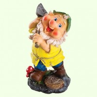 Садовая фигура Гном с топором (Ср)