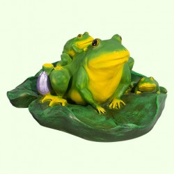 Садовая фигурка Лягушка на листочке
