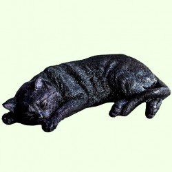 Садовая фигурка Спящий кот черный