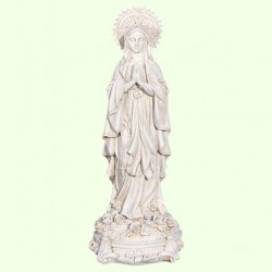 Статуэтка Божья Матерь с розами белая с патиной