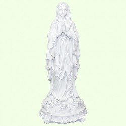 Статуэтка Дева Мария с розами белая