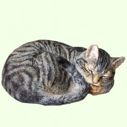 Урна для праха Спящий кот калачиком полосатый